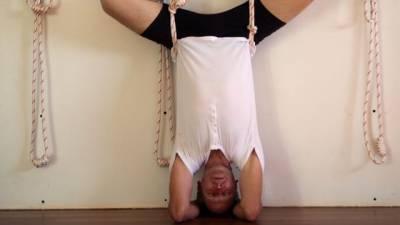 b2ap3_thumbnail_Suported-headstand-useing-ropes.jpg